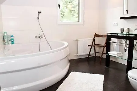 Dom 4 Z Basenem Blisko Warszawy *